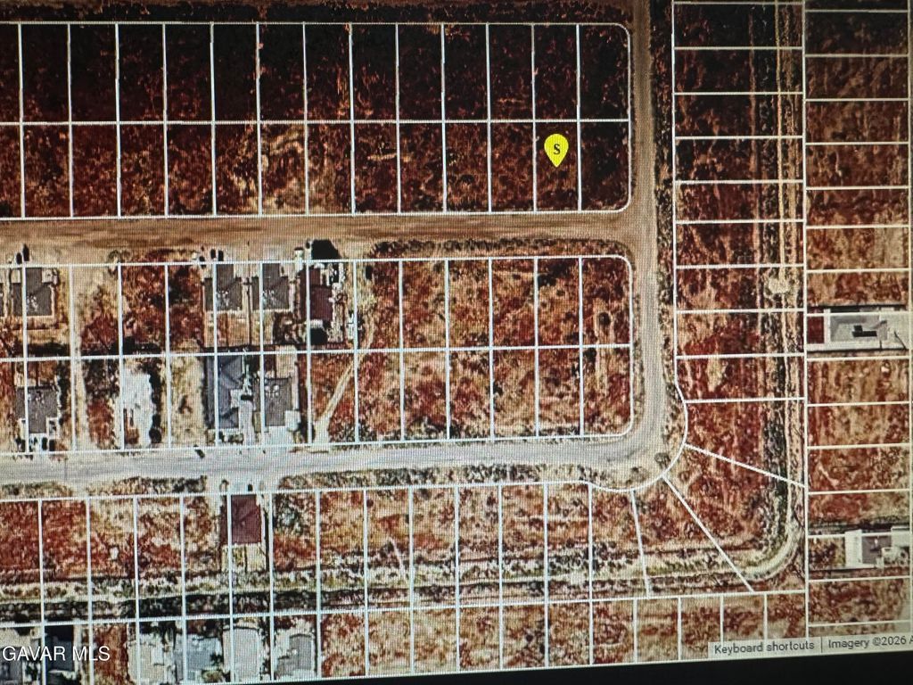04 Quezon Avenue, California City, CA 93505