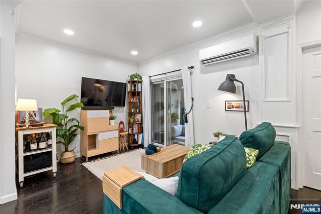 91 Coles Street 1, Jersey City, NJ 07302