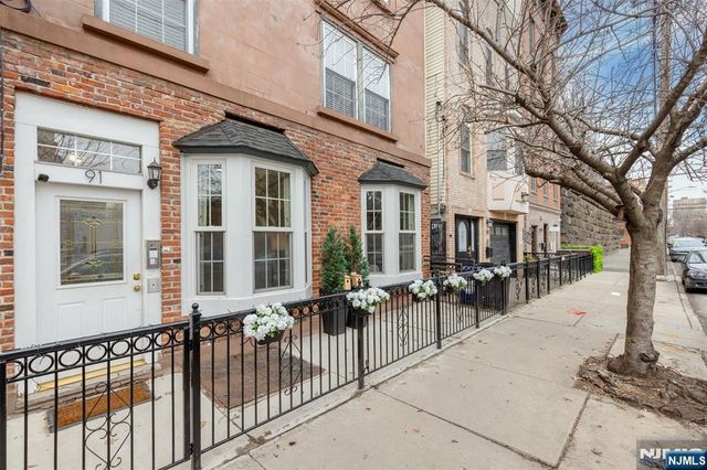 91 Coles Street 1, Jersey City, NJ 07302