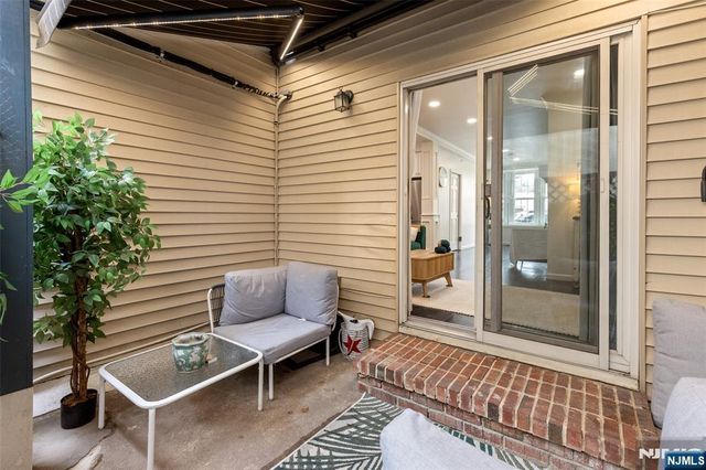 91 Coles Street 1, Jersey City, NJ 07302