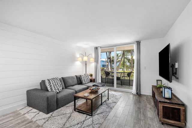 4502 N FEDERAL Highway 167H, Lighthouse Point, FL 33064