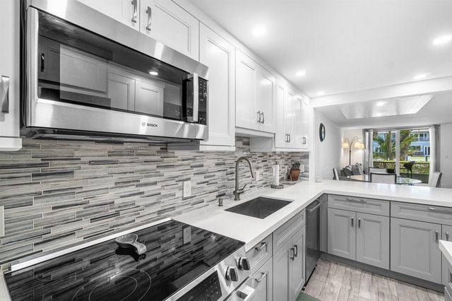 4502 N FEDERAL Highway 167H, Lighthouse Point, FL 33064