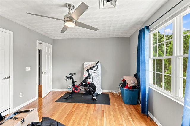 19 Gilcrest Drive, West Warwick, RI 02893