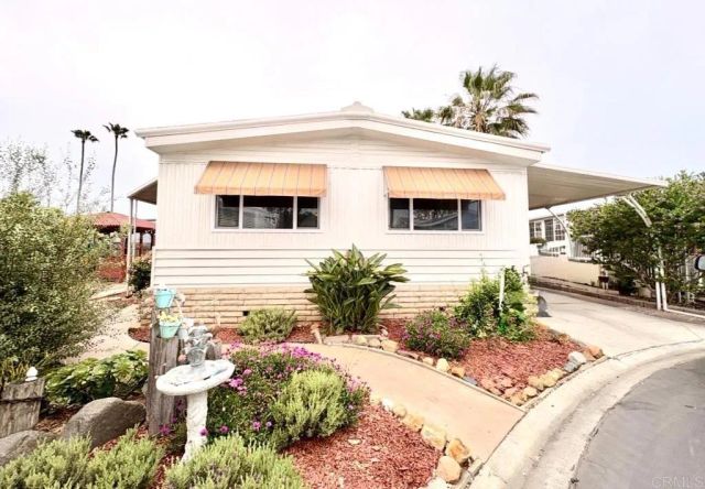7127 Santa Barbara 113, Carlsbad, CA 92011