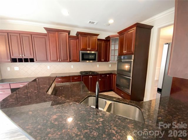 5924 Mcdowell Run Drive, Huntersville, NC 28078