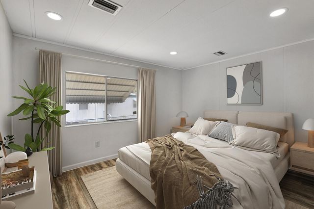 4072 74th Street N 395, West Palm Beach, FL 33404