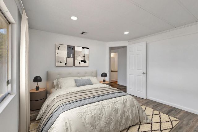 4072 74th Street N 395, West Palm Beach, FL 33404