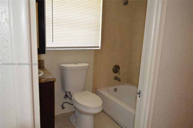 1741 SW 40th Terrace, Fort Lauderdale, FL 33317