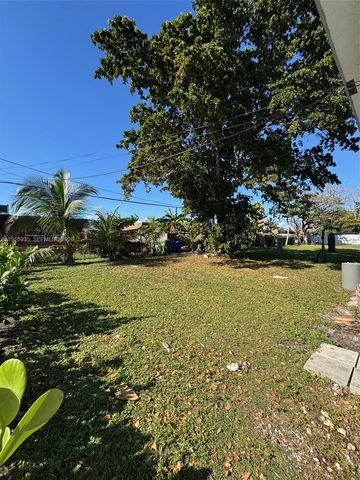 1741 SW 40th Terrace, Fort Lauderdale, FL 33317