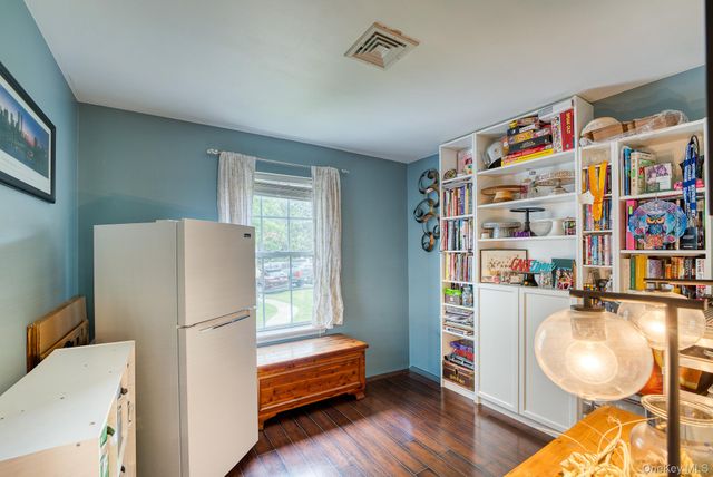 1130 Washington Green, New Windsor, NY 12553