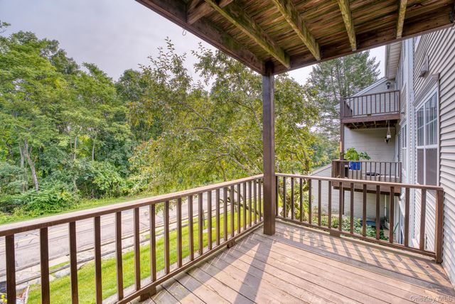 1130 Washington Green, New Windsor, NY 12553