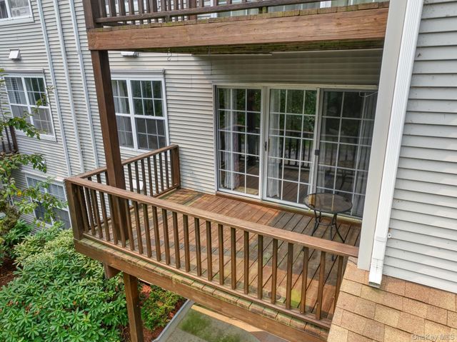 1130 Washington Green, New Windsor, NY 12553