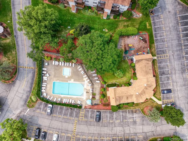 1130 Washington Green, New Windsor, NY 12553