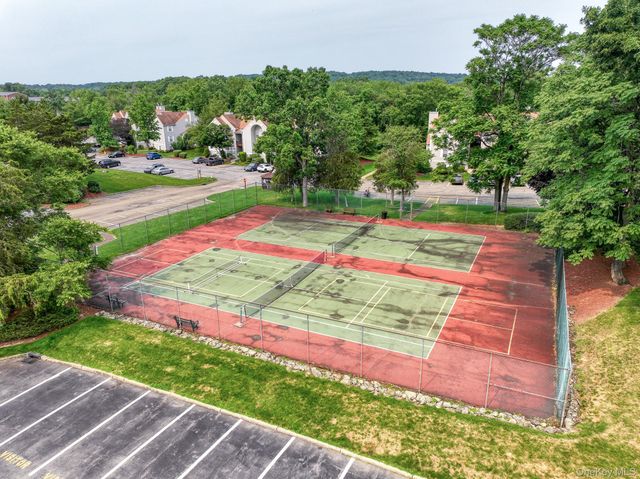 1130 Washington Green, New Windsor, NY 12553