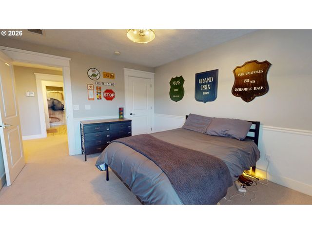 3297 JAYHAWK Ct, Eugene, OR 97405