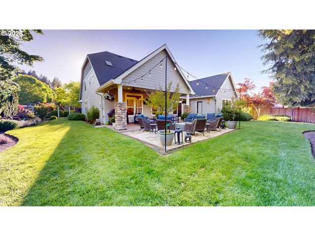 3297 JAYHAWK Ct, Eugene, OR 97405
