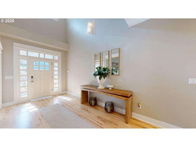 3297 JAYHAWK Ct, Eugene, OR 97405