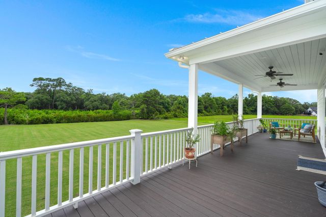 2860 Anchor Watch Drive, Wadmalaw Island, SC 29487