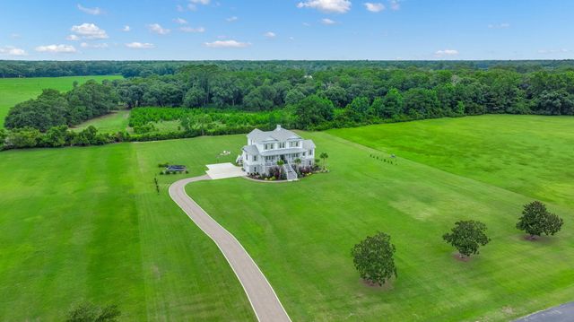 2860 Anchor Watch Drive, Wadmalaw Island, SC 29487