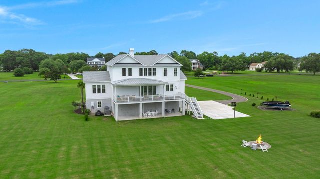 2860 Anchor Watch Drive, Wadmalaw Island, SC 29487
