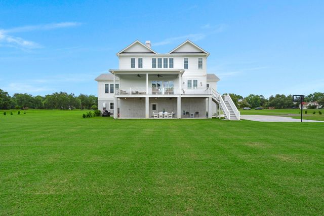 2860 Anchor Watch Drive, Wadmalaw Island, SC 29487