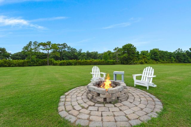 2860 Anchor Watch Drive, Wadmalaw Island, SC 29487