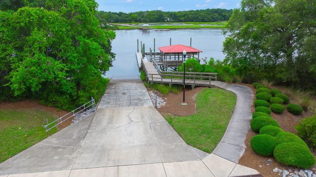 2860 Anchor Watch Drive, Wadmalaw Island, SC 29487