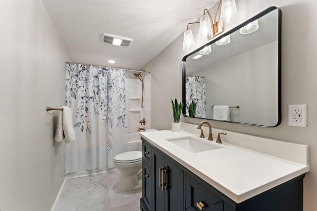 12088 Ilex Street NW, Coon Rapids, MN 55448