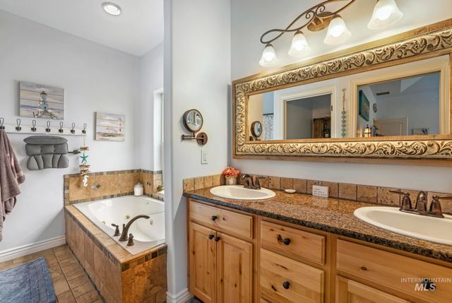 1601 N Mckinley, Jerome, ID 83338