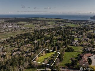 999 Ravens Ridge Road, Sequim, WA 98382