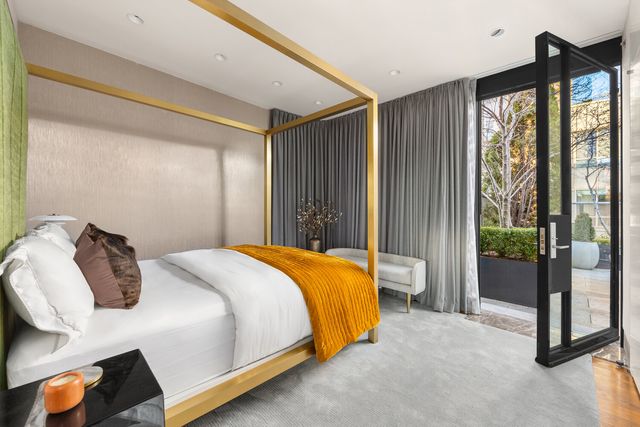 459 W BROADWAY PHS, New York City, NY 10012