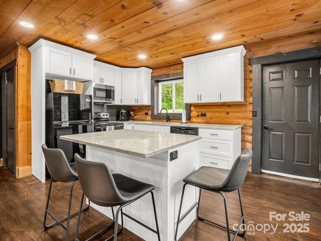 112 Bills Creek Road, Lake Lure, NC 28746