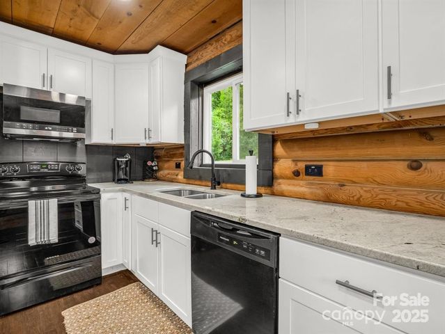 112 Bills Creek Road, Lake Lure, NC 28746