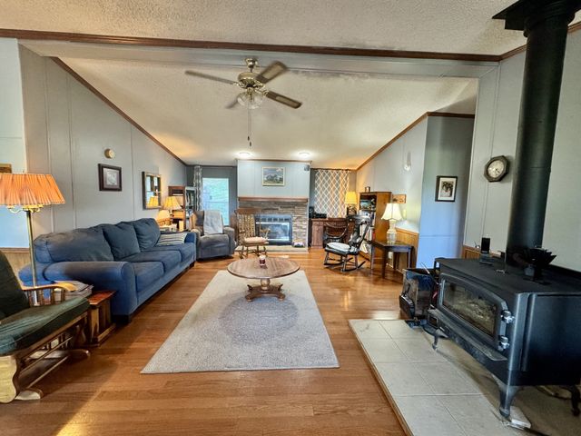 14 Cordell Hull Ln, Elmwood, TN 38560