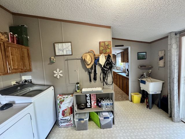 14 Cordell Hull Ln, Elmwood, TN 38560