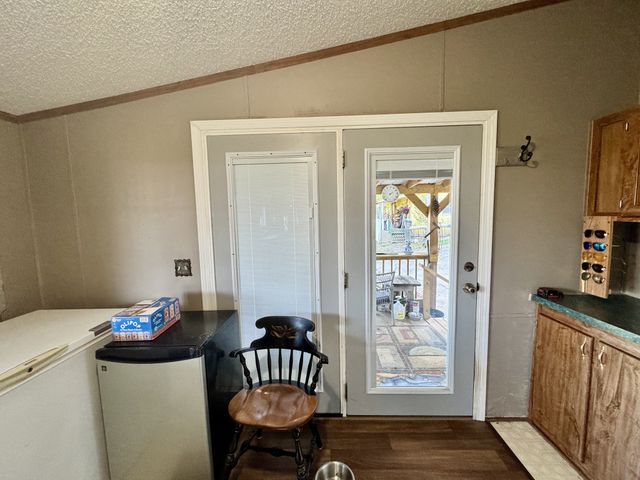 14 Cordell Hull Ln, Elmwood, TN 38560