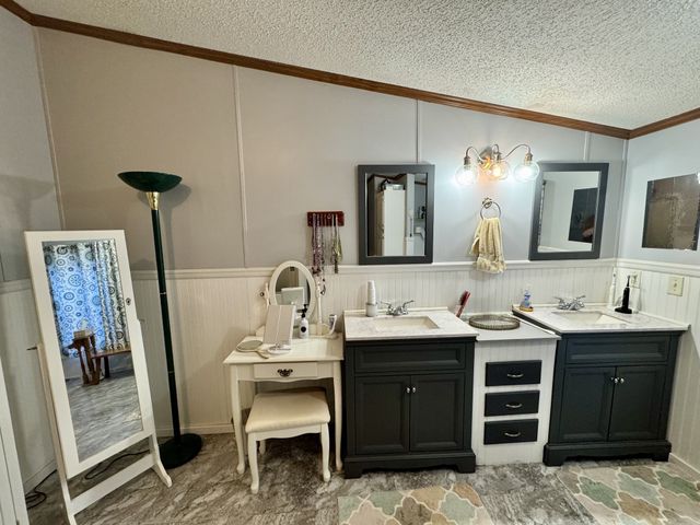 14 Cordell Hull Ln, Elmwood, TN 38560