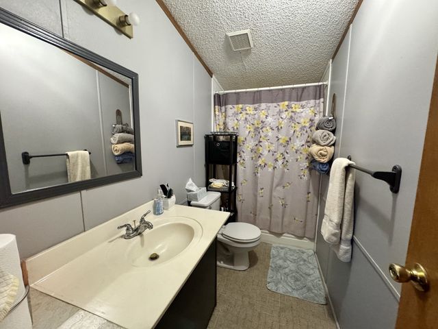 14 Cordell Hull Ln, Elmwood, TN 38560