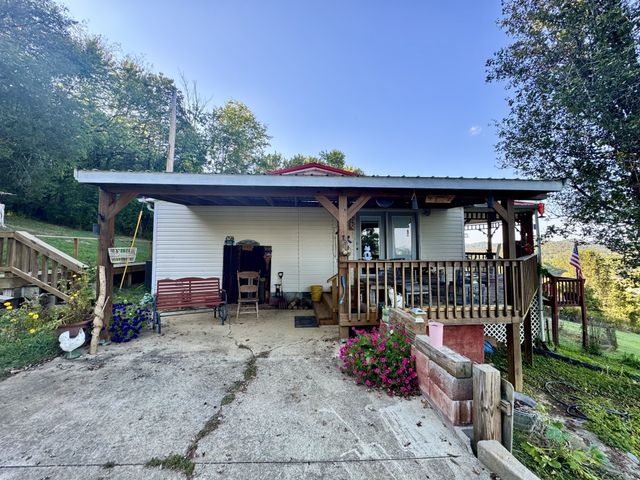 14 Cordell Hull Ln, Elmwood, TN 38560