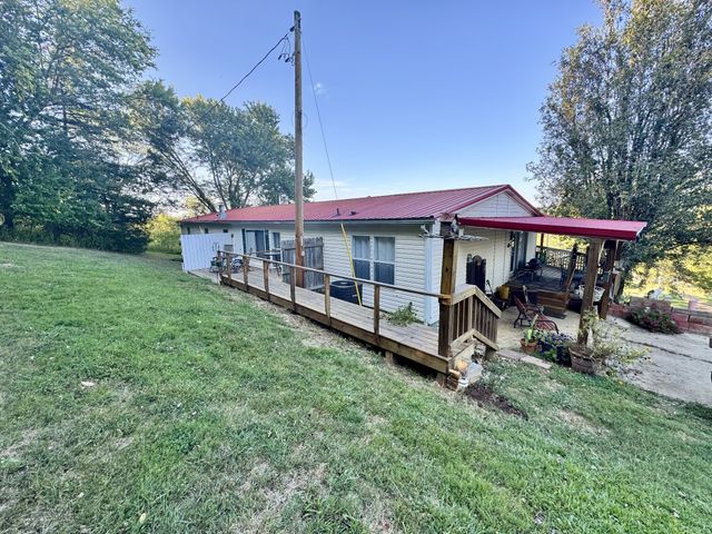 14 Cordell Hull Ln, Elmwood, TN 38560