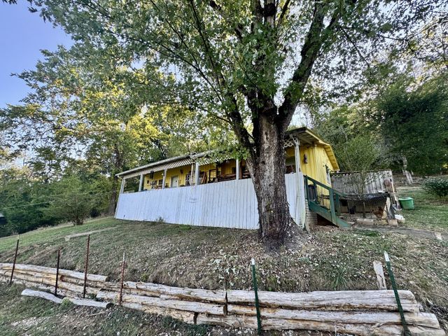 14 Cordell Hull Ln, Elmwood, TN 38560