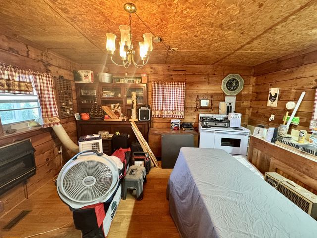 14 Cordell Hull Ln, Elmwood, TN 38560