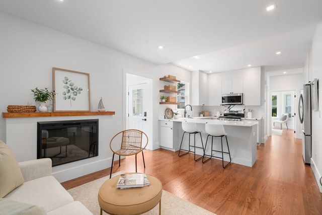 134 Brown Street 2, Waltham, MA 02453