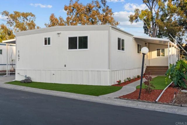 2003 Bayview Heights SPC 167, San Diego, CA 92105