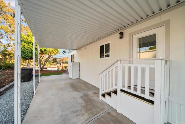 2003 Bayview Heights SPC 167, San Diego, CA 92105