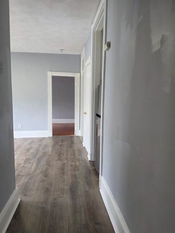 127 Washington 12, Lynn, MA 01902