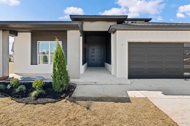 7228 NW 155th Street, Edmond, OK 73013