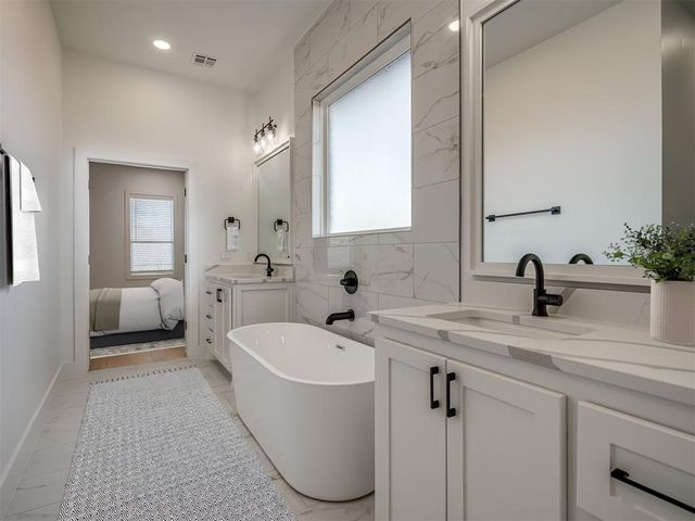 7228 NW 155th Street, Edmond, OK 73013