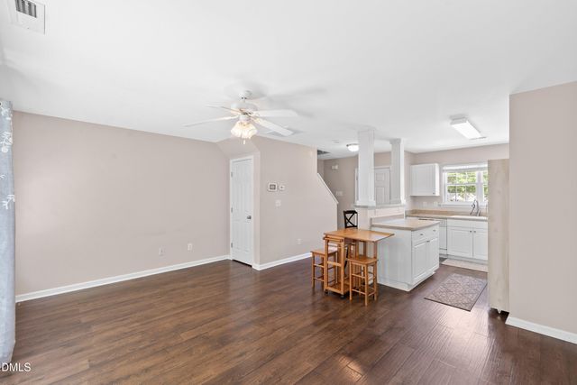 2221 Whistling Straits Way, Raleigh, NC 27604