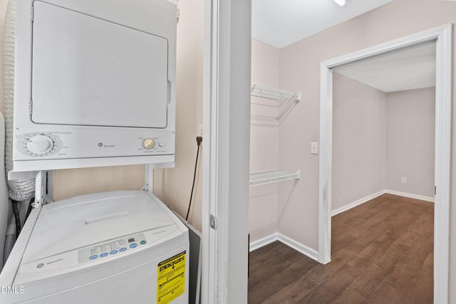 2221 Whistling Straits Way, Raleigh, NC 27604